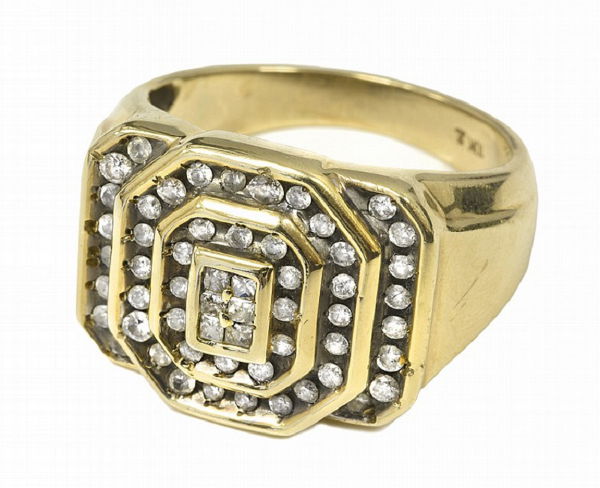 Elvis Presleys 10K Gold Ring with 56 Diamonds