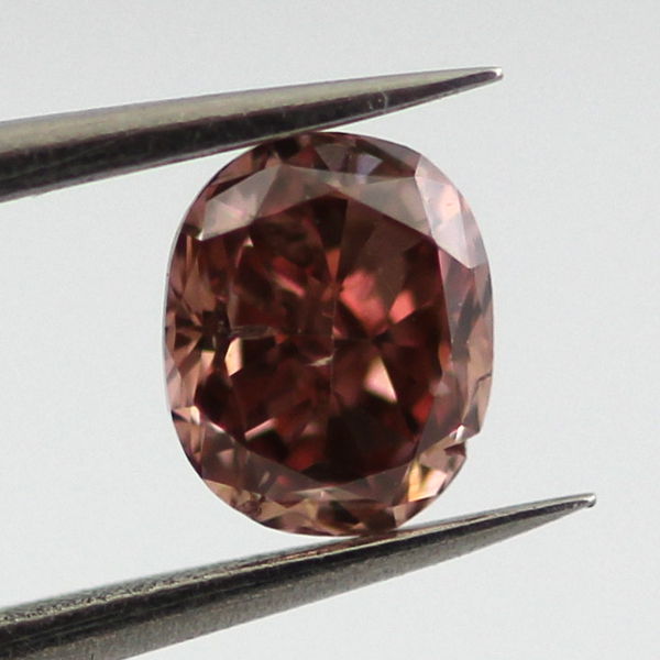 Fancy Deep Brownish Pink Diamond, Oval, 0.26 carat - B