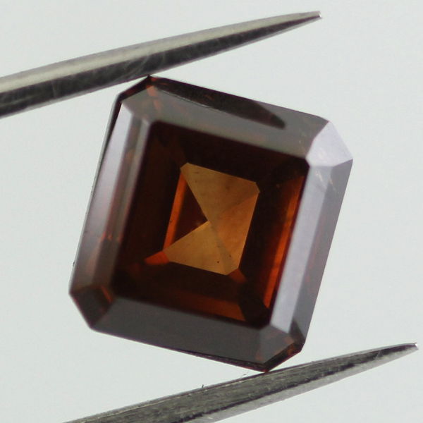 Fancy Deep Orange Brown Diamond, Radiant, 2.04 carat - B
