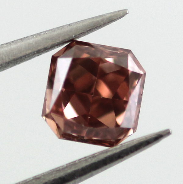 Fancy Deep Orangy Pink Diamond, Radiant, 0.38 carat, VS2- C