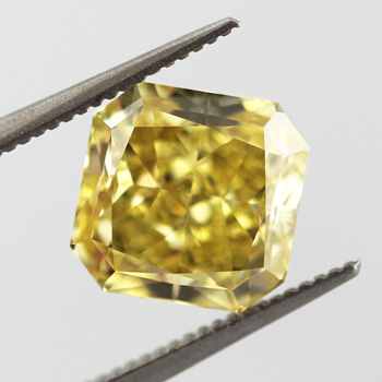 Fancy Deep Yellow Diamond, Radiant, 3.19 carat - B