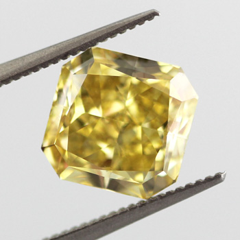 Fancy Deep Yellow Diamond, Radiant, 3.19 carat- C