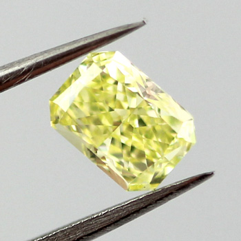Fancy Intense Green Yellow Diamond, Radiant, 0.67 carat, VS1 - B