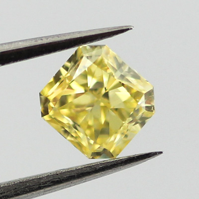 Intense Yellow Diamond with Strong Fluorescence
