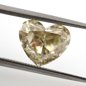 Fancy Light Brownish Yellow Diamond, Heart, 2.09 carat, SI2 - B