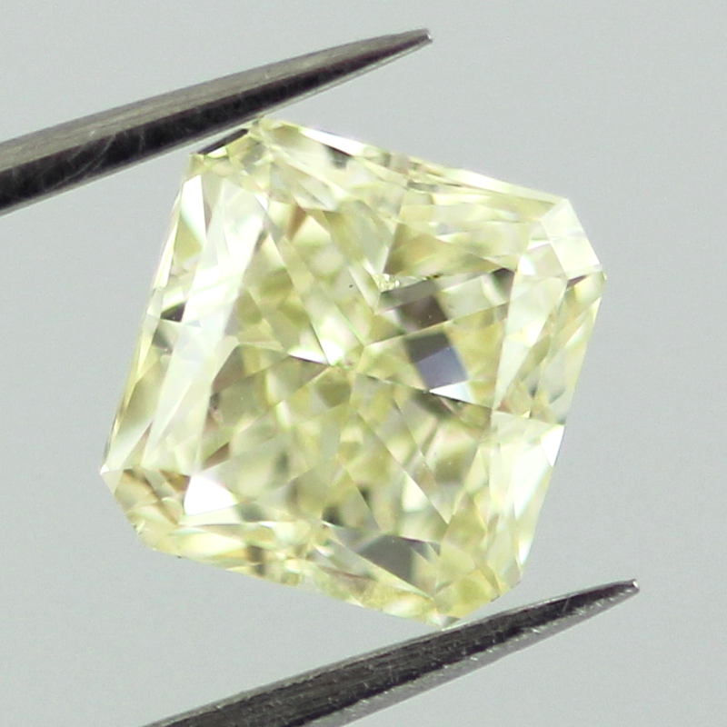 Fancy Light Yellow Diamond, Radiant, 1.50 carat, VS1 - B