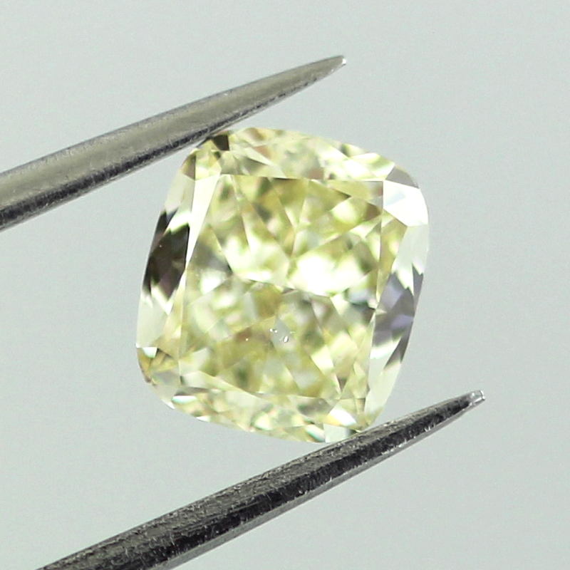 Fancy Light Yellow Diamond, Cushion, 0.92 carat, VS2- C