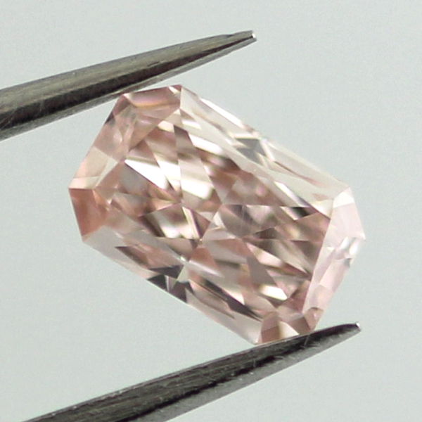 Fancy Orangy Pink Diamond, Radiant, 0.51 carat, VS1 - B