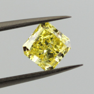Fancy Vivid Yellow Diamond, Radiant, 1.50 carat, SI2 - B