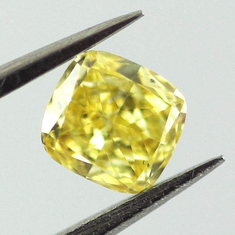 Fancy Vivid Yellow Diamond, Cushion, 0.31 carat, SI2 - B