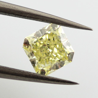 Fancy Yellow Diamond, Radiant, 0.62 carat, VS2 - B