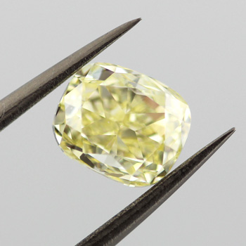Fancy Yellow Diamond, Cushion, 1.73 carat, VS2 - B