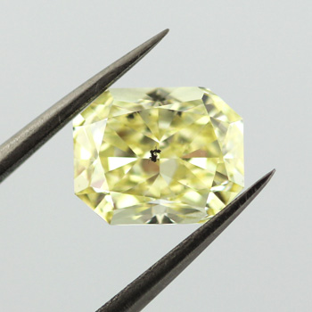 Fancy Yellow Diamond, Radiant, 3.01 carat - B