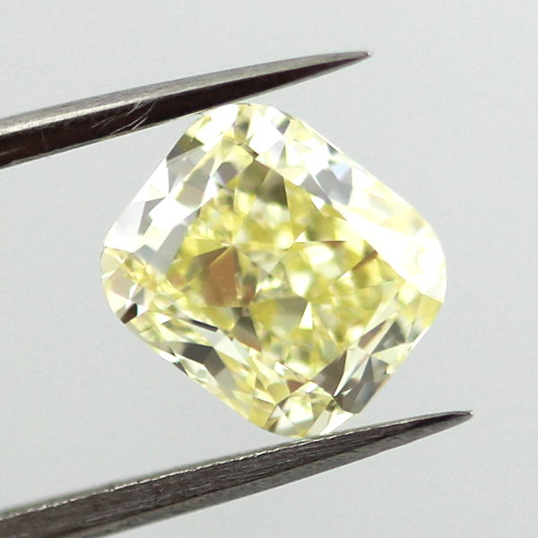 Fancy Yellow Diamond, Cushion, 1.59 carat, VVS2 - B