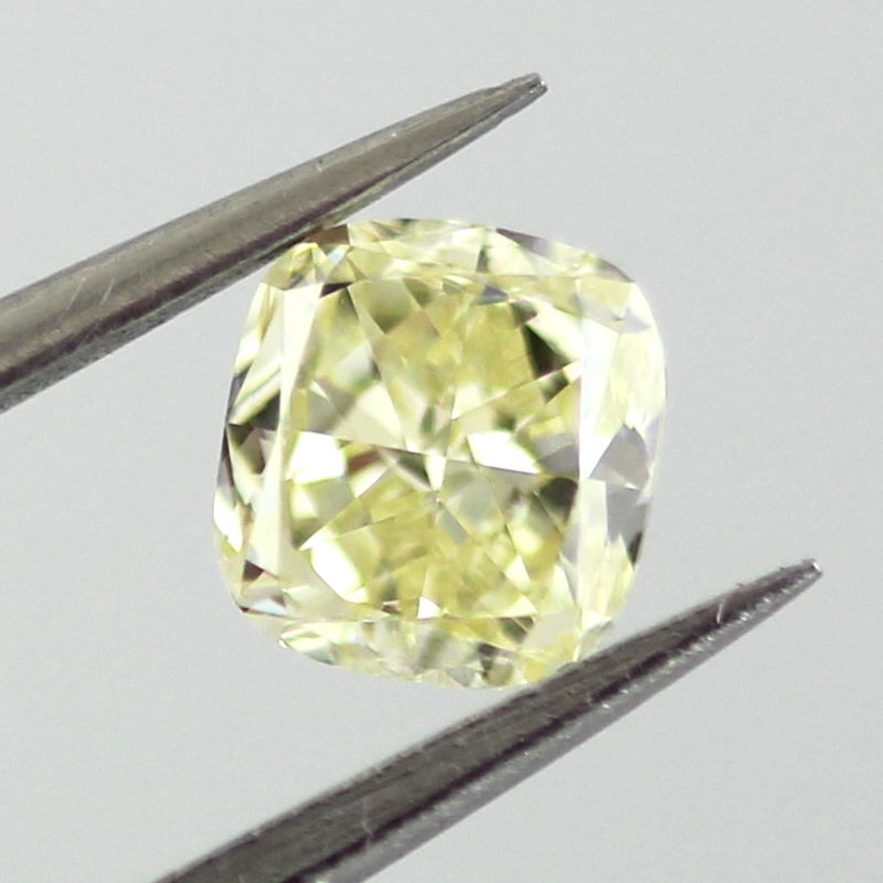 Fancy Yellow Diamond, Cushion, 0.51 carat, VS1 - B