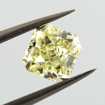 Fancy Yellow Diamond, Radiant, 1.59 carat, VS2 - B