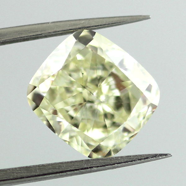 Fancy Yellow Diamond, Cushion, 3.23 carat, VS2 - B