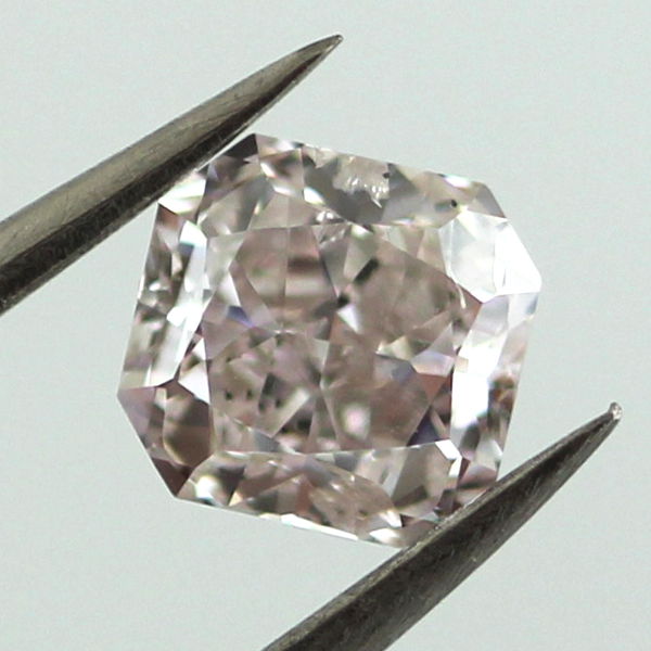 Very Light Pink Diamond, Radiant, 0.88 carat - B