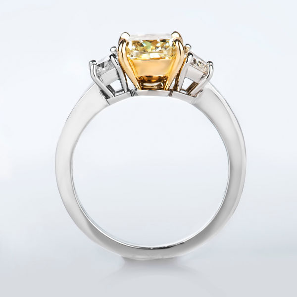 Fancy Yellow Diamond Ring, Cushion, 2.11 carat, VS2 - B