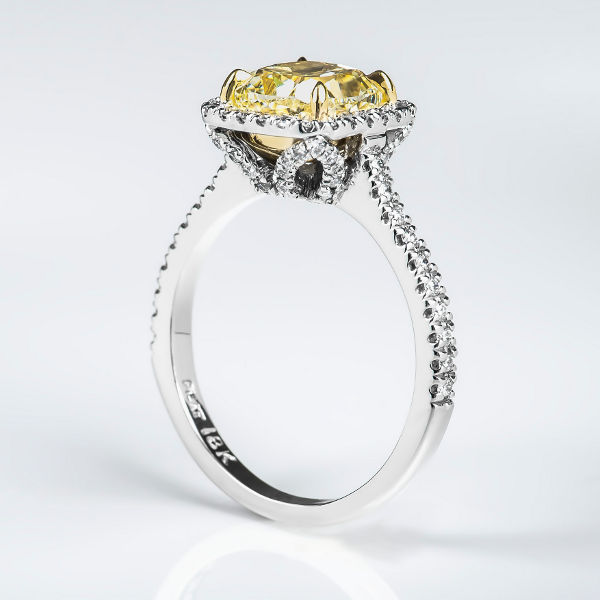 Fancy Light Yellow Diamond Ring, Cushion, 2.02 carat, VS1 - B