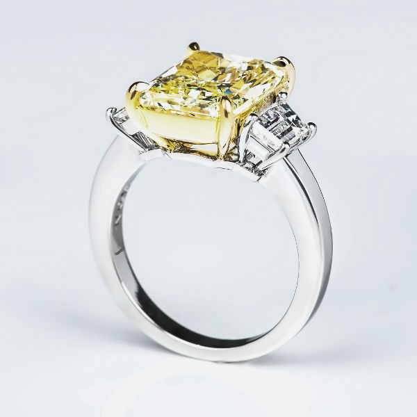 Y-Z Diamond Ring, Radiant, 5.10 carat, VS2 - B