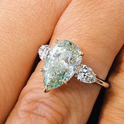 3.51 Intense Green Diamond Ring