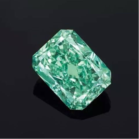 Aurora Green Diamond