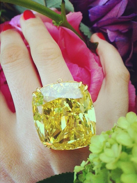 Graff 100 carat Vivid Yellow Diamond