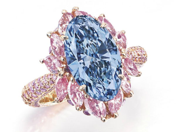 Moussaieff Vivid Blue Diamond Ring