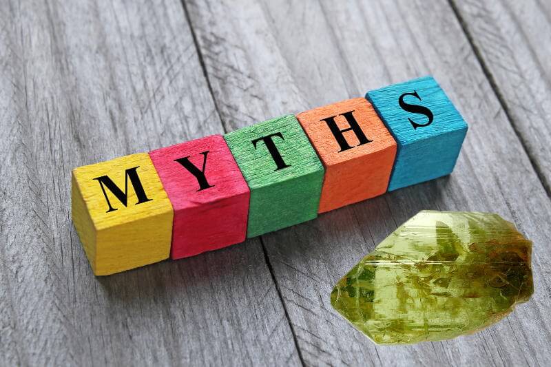 Myths Around August Birthstone - Peridot
