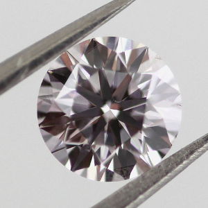 Faint Pink, 0.50 carat, VS2