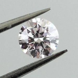 Faint Pink, 0.28 carat, VS2