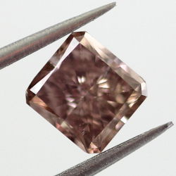 Fancy Dark Pinkish Brown, 0.77 carat, SI1