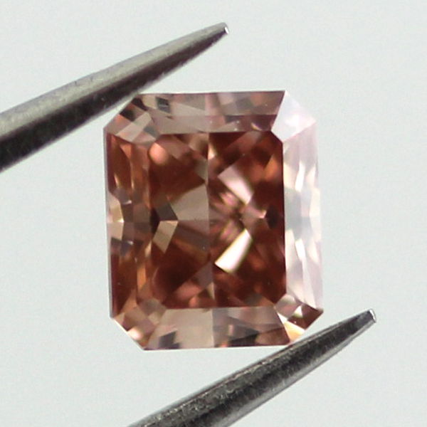 Fancy Deep Brownish Orangy Pink Diamond, Radiant, 0.35 carat, VS1 - B