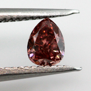 Fancy Deep Orangy Pink, 0.14 carat