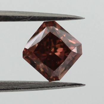 Fancy Deep Pink Diamond, Radiant, 0.60 carat- C