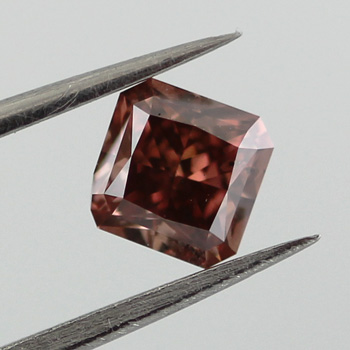Fancy Deep Pink Diamond, Radiant, 0.60 carat