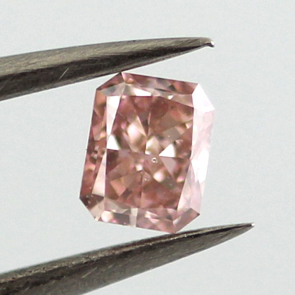 Fancy Intense Pink Diamond, Radiant, 0.30 carat, SI2