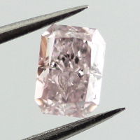 Fancy Light Pink, 0.41 carat, SI2