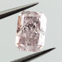 Fancy Light Pink Diamond, Radiant, 0.41 carat, SI2 - Thumbnail