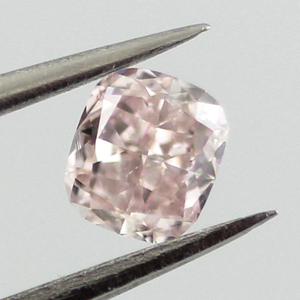 Fancy Light Pink Diamond, Cushion, 0.28 carat, SI1- C