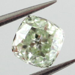 Fancy Light Yellow Green, 0.51 carat, SI2