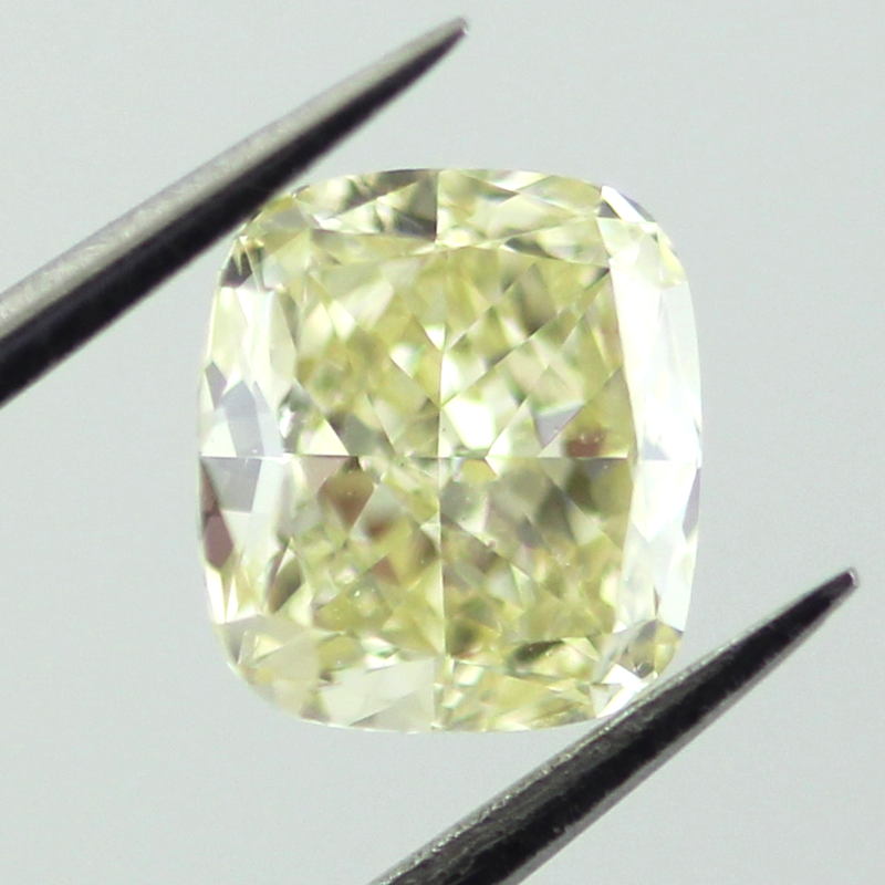 Fancy Light Yellow, 0.92 carat, VS2