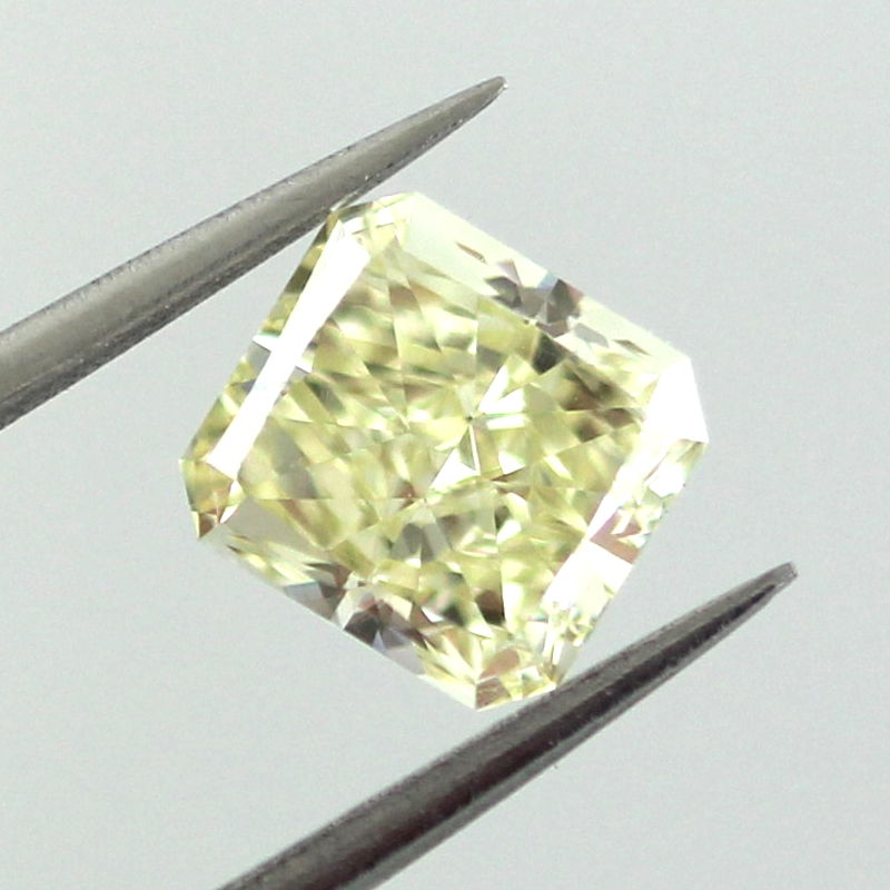 Fancy Light Yellow Diamond, Radiant, 1.13 carat, VS2 - B