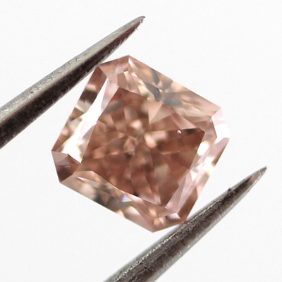 Fancy Orangy Pink Diamond, Radiant, 0.56 carat, VS2 - B