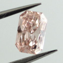 Fancy Orangy Pink Diamond, Radiant, 0.51 carat, VS1 - Thumbnail