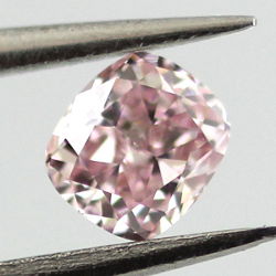 Fancy Pink, 0.16 carat, VS1