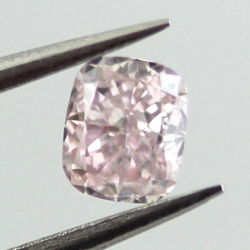 Fancy Purple Pink, 0.24 carat, SI1