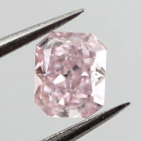 Fancy Purplish Pink, 0.30 carat, SI1