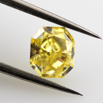 Fancy Vivid Yellow Diamond, Radiant, 0.74 carat, VVS2 - B